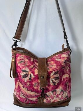 Myra Exuberance leather shoulder crossbody bag